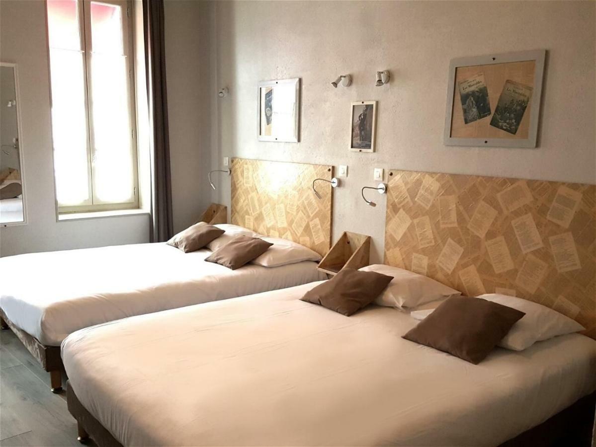 Hotel Mille Et Une Feuilles Ла-Шарите-сюр-Луар Экстерьер фото